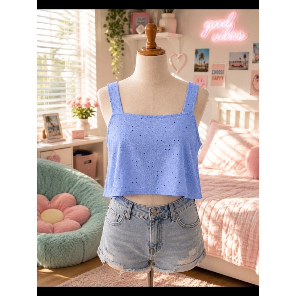 BTween Periwinkle Eyelet Crop Top Girls Size 12 NWT